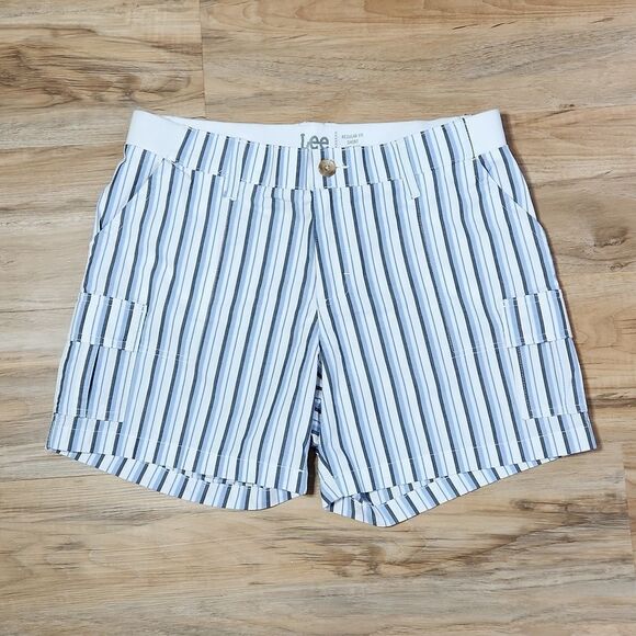 🔺️Lee Blue & White Striped Mid-Rise Cargo Shorts Size 10 - Picture 2 of 11